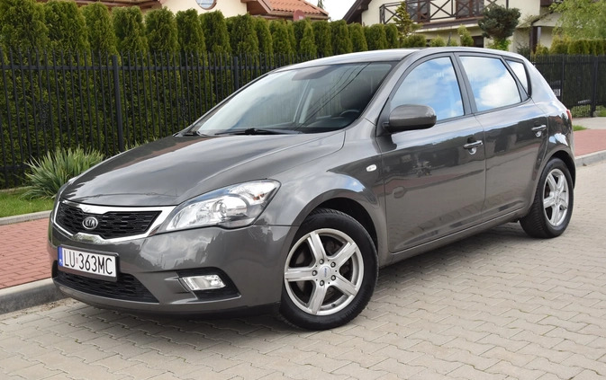 Kia Ceed cena 17900 przebieg: 220000, rok produkcji 2010 z Płock małe 596